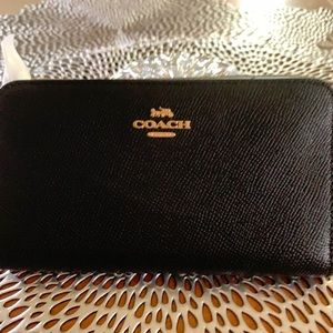 NWOT Coach wallet